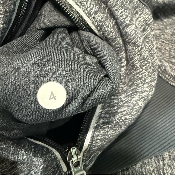 Lululemon Defined Running Jacket Half Zip Pullover Gray Black Size 4 Outerwear - Picture 10 of 12